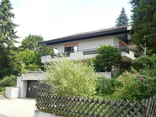 Ausgezeichnetes, großes Einfamilienhaus mit Gartenparadies in Top-Wohnlage in 77855 Achern