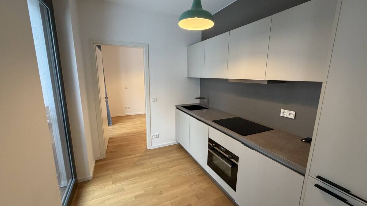 BESICHTIGUNGEN (siehe Beschreibung): Mitte: NEUBAU 2-Zi, 48m², W-Bad, bodentiefe Fenster, PER SOFORT - Photo 1