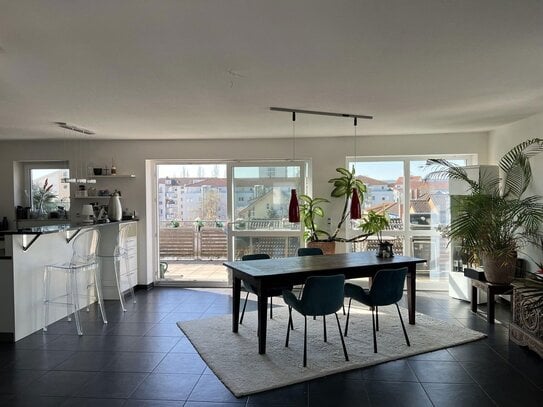 Exklusives Penthouse mit Dachterrasse - Zentrale Lage zur Altstadt und zum See