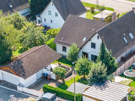 Direkt beziehbare Doppelhaushälfte mit viel Platz und großem Garten in Graben