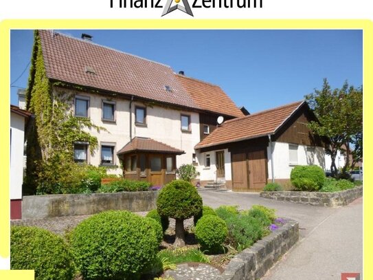 Preisreduzierung - Renovierungsbedürftiges Ein-/Zweifamilienhaus mit viel Ausbaupotential und ruhig gelegenen Garten