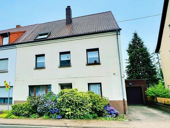 Ein-bis Zweifamilienhaus mit potenzial, 2 Garagen, Garten, in 66589 Merchweiler / Wemmetsweiler