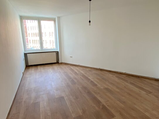 Frisch renovierte 2-Zimmer Wohnung im westl. Ringgebiet