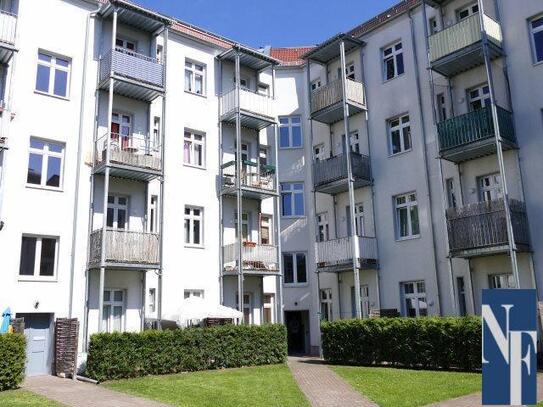 gepflegtes Objekt, kleine 2 Raum Wohnung mit Balkon als Kapitalanlage