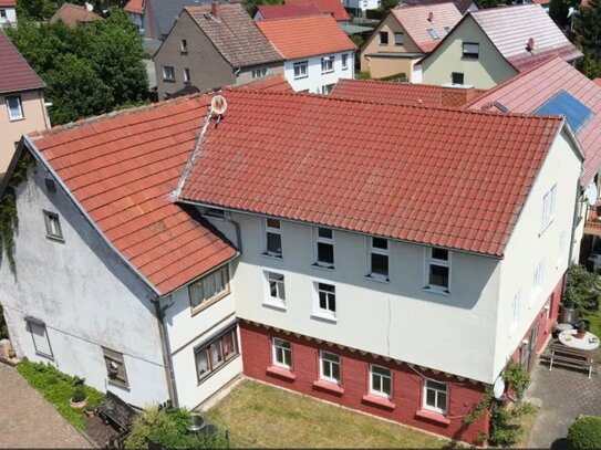 Privatverkauf: Haus mit großem Garten und Scheune für Pferdehaltung oder Biohof o.ä.