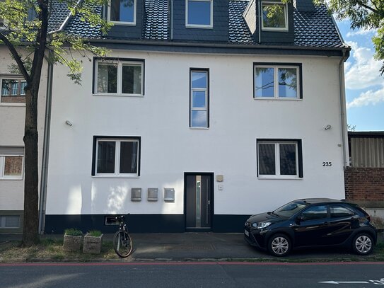 Traumhafte Dachgeschosswohnung mit Rheinblick in Bonn