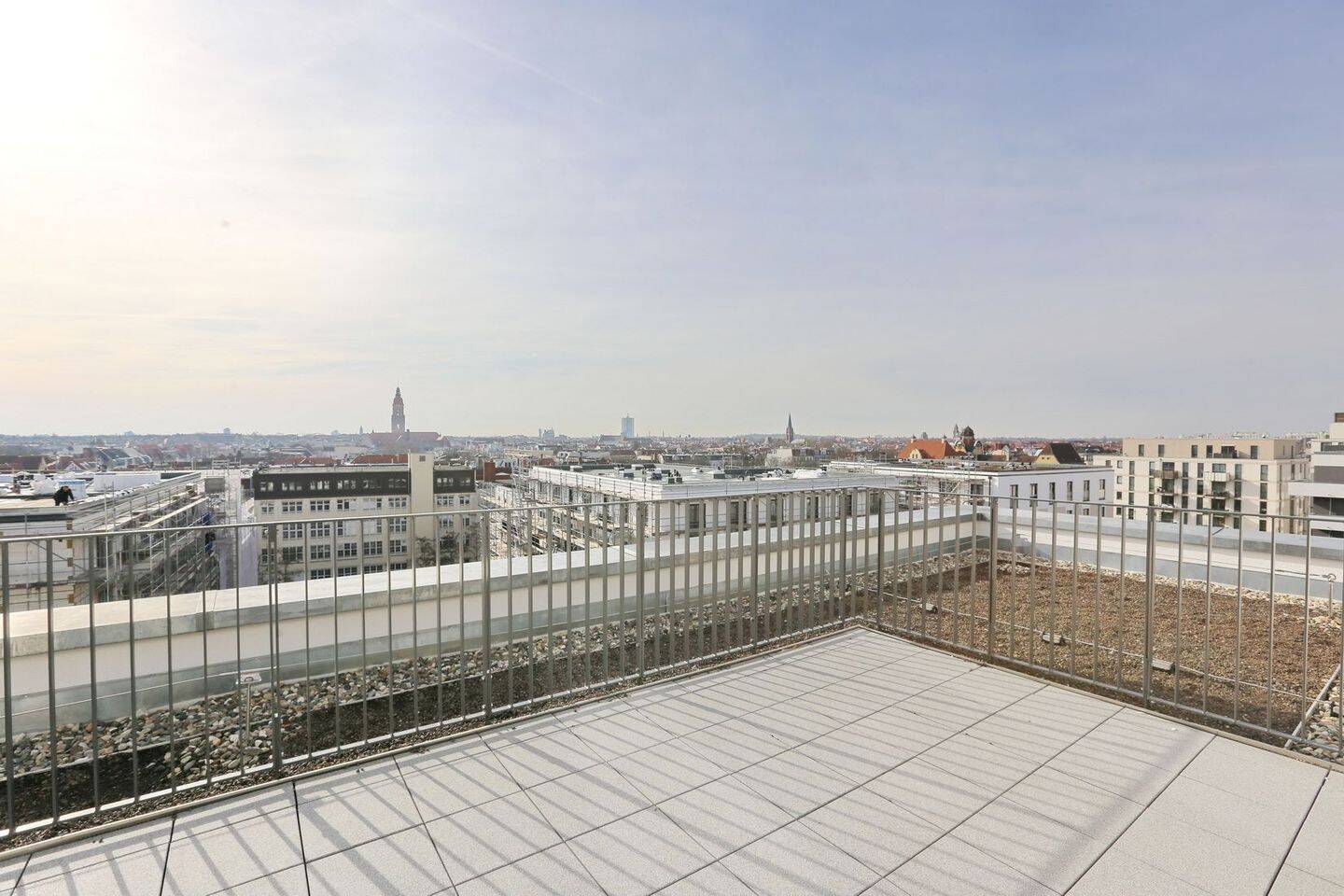 Smyles Living - wunderschöne Dachgeschosswohnung mit Blick über Friedenau - Photo 1