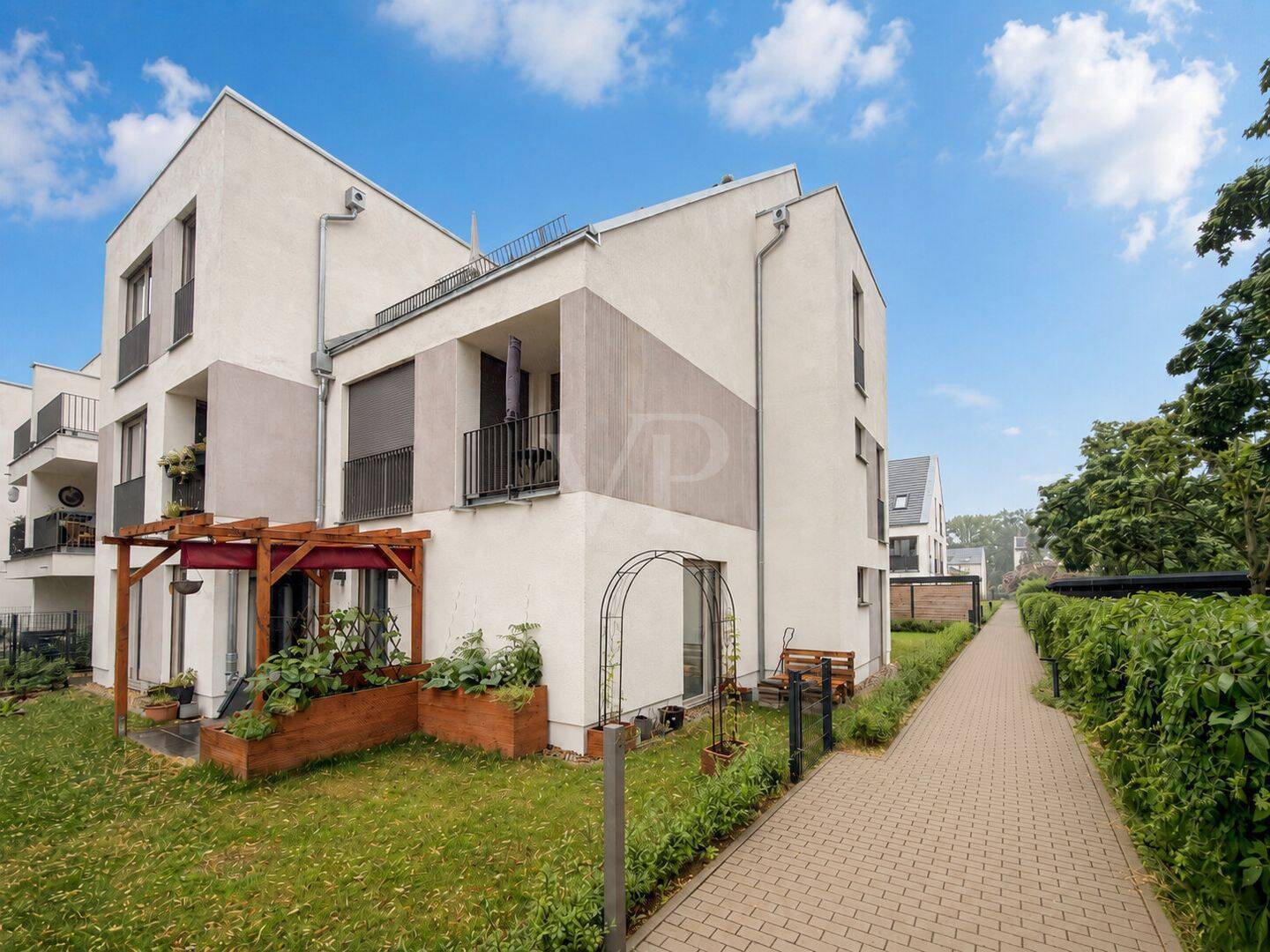 Moderne 3-Zimmer-Wohnung mit Galerie in ruhiger Lage - jetzt 4 Jahre befristet mieten ! - Photo 1