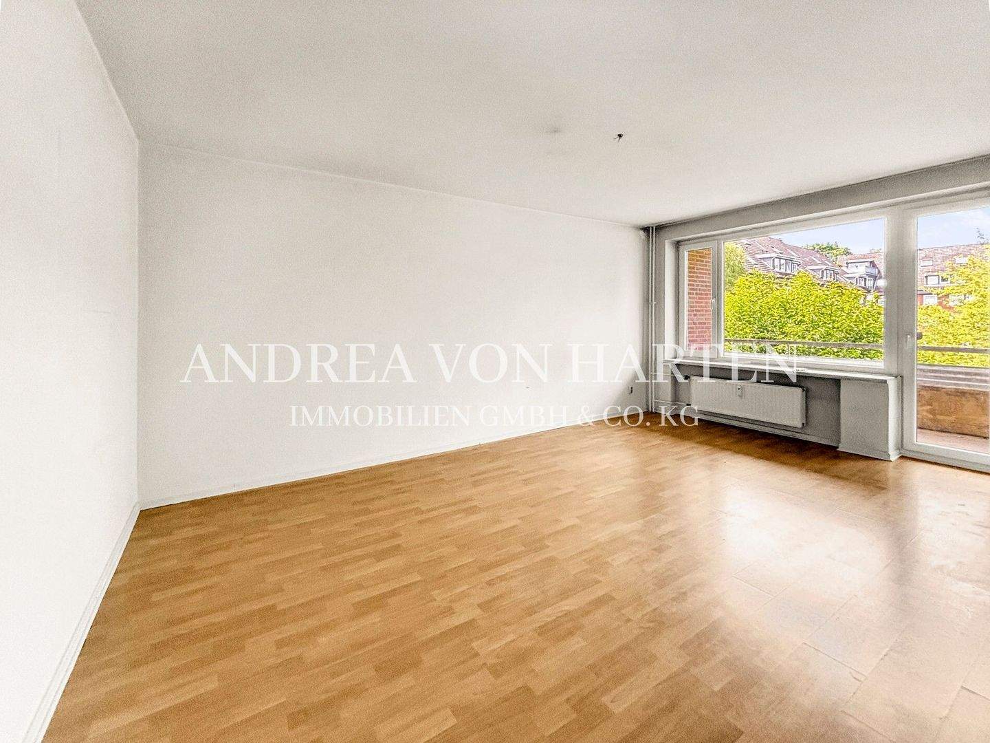 Ruhig, hell, gut geschnitten: 2,5-Zimmer-Wohnung mit Balkon in HH-Bramfeld