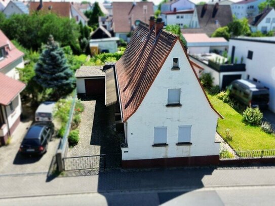 Charmantes Einfamilienhaus mit tollem Gartenbereich in zentraler Lage von Billigheim-Ingenheim