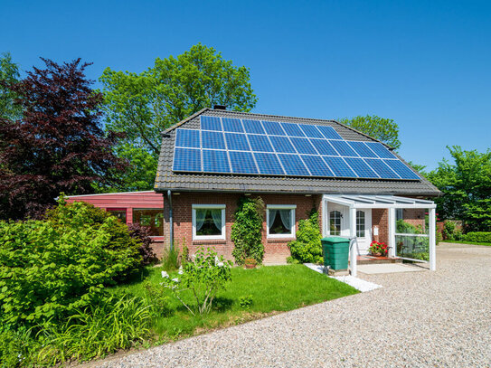 In ruhiger Lage auf Eiderstedt - Einfamilienhaus mit Photovoltaikanlage und Top-Energiewerten