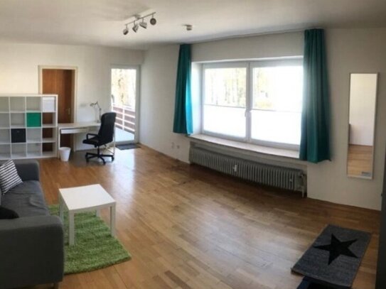 Große 3Zi Stadt Wohnung im Zentrum