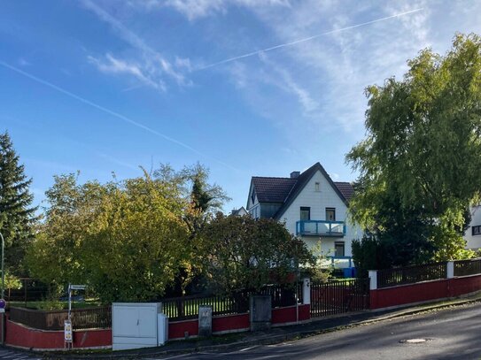 Einfamilienhaus auf einem 1111m2 großem Grundstück mit herrlichem Garten