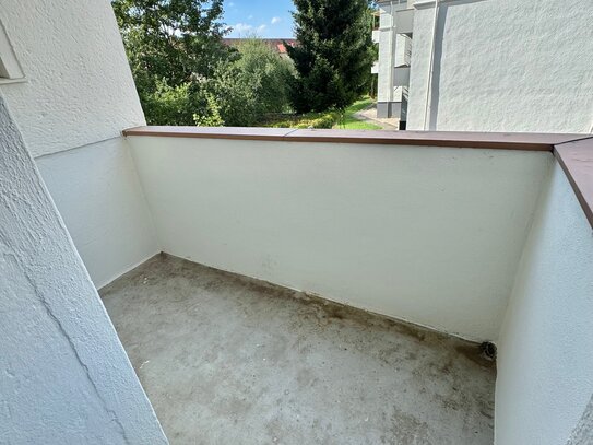 ==Schicke 2.Zimmerwohnung mit Balkon==