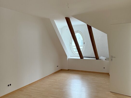 2Zi Whg. mit großer Dachterrasse in der Innenstadt