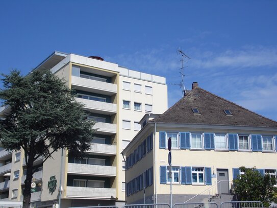 GROSSZÜGIGE STADTWOHNUNG MIT SEESICHT...TETTNANG NÄHE BODENSEE