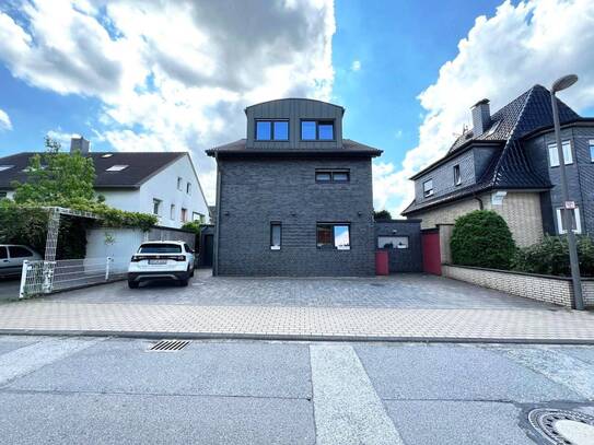 Luxuriöses hochmodernes Mehrfamilienhaus in Top-Lage!