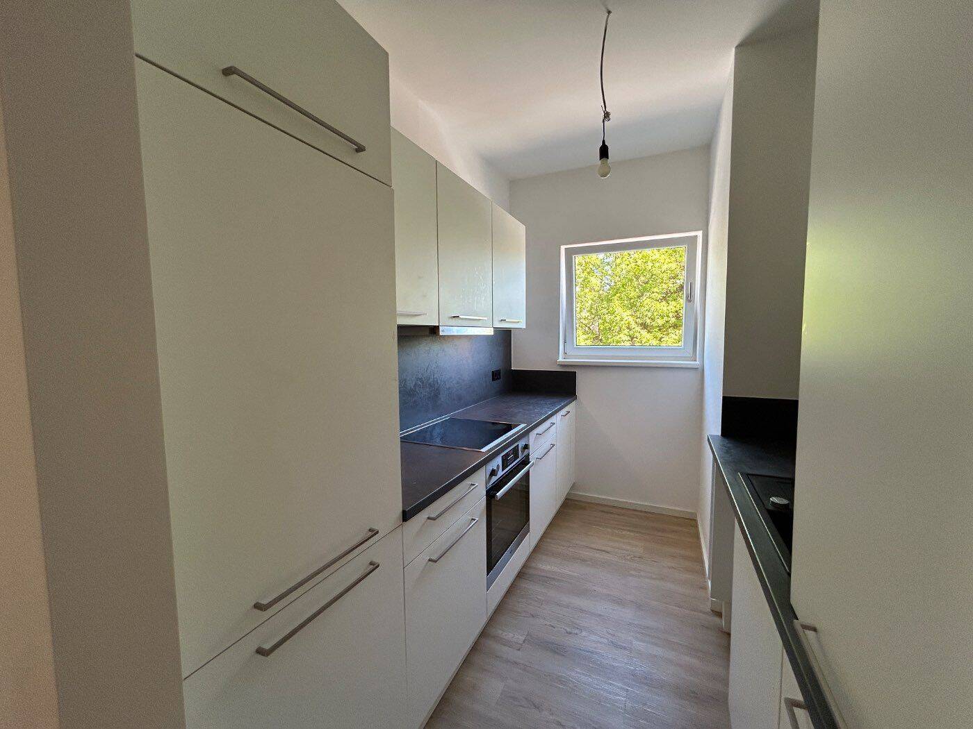 Großzügige 2-Zimmer Wohnung inkl. Einbauküche und Balkon! - Photo 1