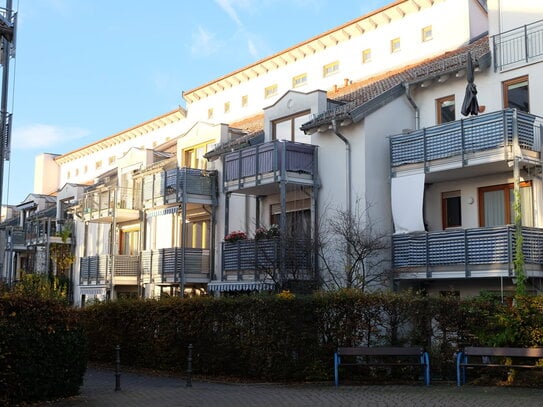 Ideale Kapitalanlage! ETW 3-Zimmer-Maisonette- Wohnung mit Balkon in zentraler Lage