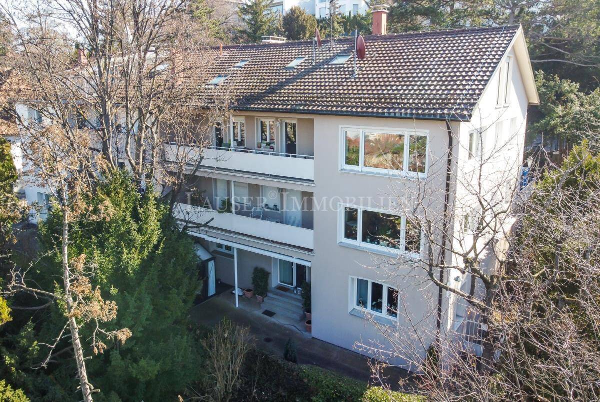 Aussichtsreiches Drei-Familien-Haus in Toplage auf dem Bopser