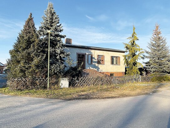 Freistehendes, sanierungsbedürftiges Einfamilienhaus am Rande der Annaburger Heide