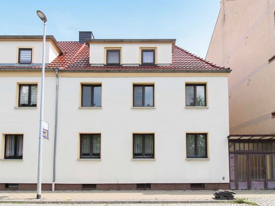 Sömmerda: Gepflegtes Einfamilienhaus an der Altstadt mit schönem Garten & Garage