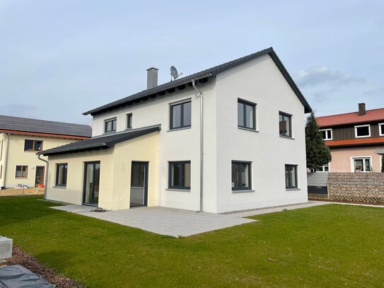 Tolles Einfamilienhaus *bezugsfertig* *NEUBAU*