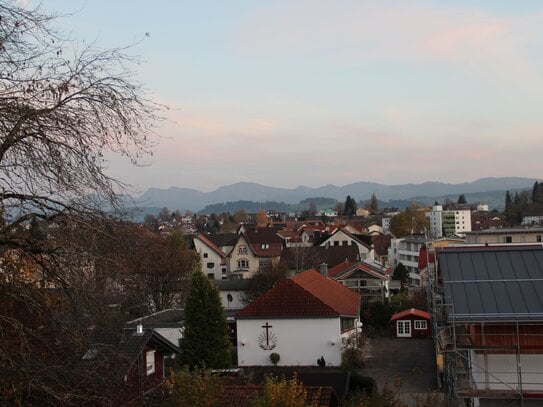 Schöne und gepflegte 3-Zimmerwohnung mit Blick über Lindenberg hinein in die Berge zu verkaufen