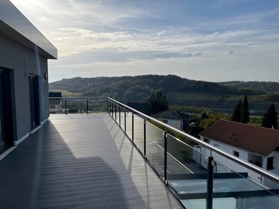 Exklusive Penthouse-Wohnung mit Dachterrasse & 2 geschlossenen Tiefgaragenstellplätzen in ruhiger Wohnanlage provisions…