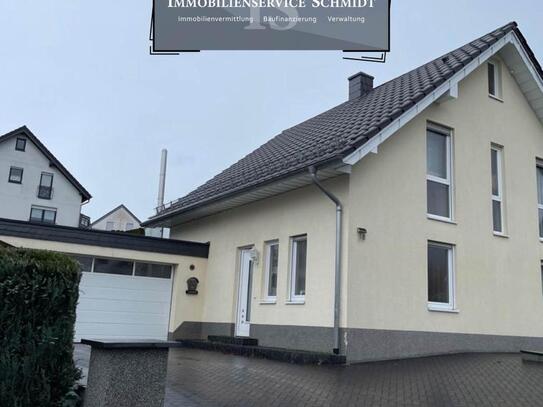 Freistehendes Einfamilienhaus auf großzügigem Grundstück in guter, begehrter und kinderfreundlicher Lage von Attendorn