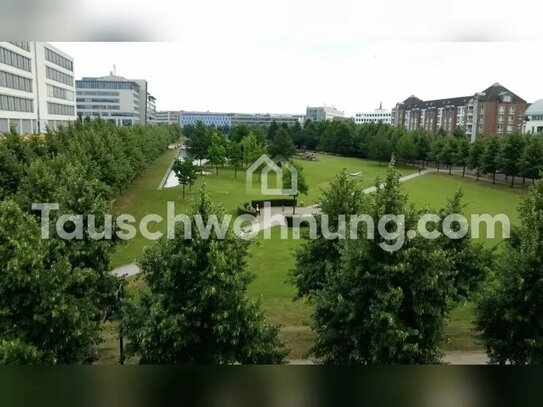 [TAUSCHWOHNUNG] Sehr schöne helle 2-Zimmer Wohnung mit Blick auf den Park