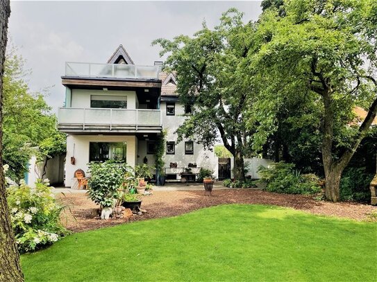 Historische Villa im Jugendstil mit traumhafter Gartenidylle