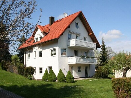 Dreiraumwohnung mit großem Balkon in ländlicher Umgebung!