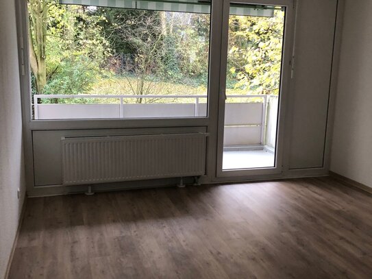 2,5 Zimmer mit Balkon, Erstbezug nach Sanierung, in ruhiger Lage von Recklinghausen