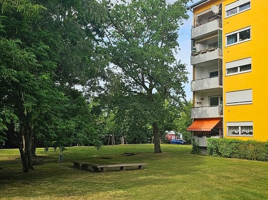 Sehr schöne 4 ZI-Wohnung mit Westbalkon - Handwerker aufgepasst - Eigenarbeiten möglich!