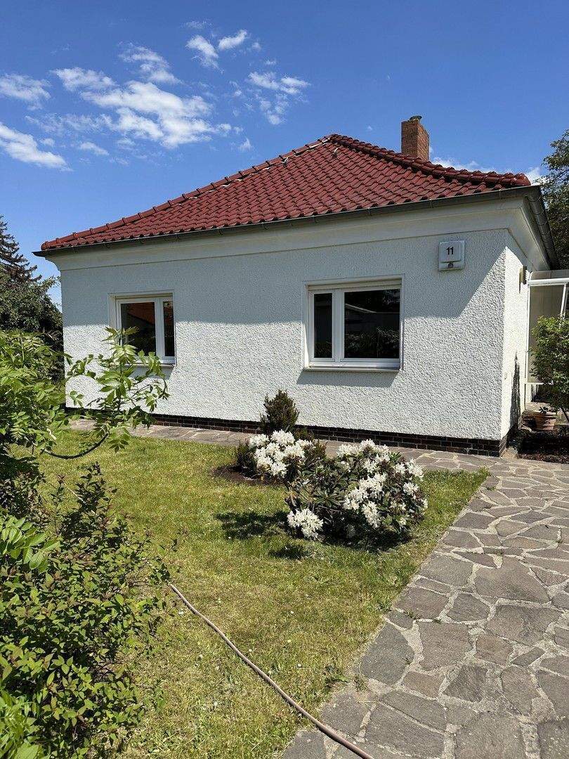 Möbliertes Einfamilienhaus in Berlin - Rudow (Mindestmietzeit 2 Monate) - Photo 1