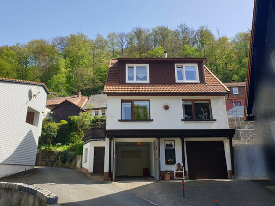 Idyllisches Wohnhaus mit Garage!