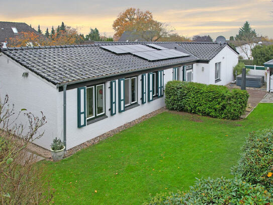 Charmanter Bungalow auf bezauberndem Grundstück, Seevetal-Ohlendorf