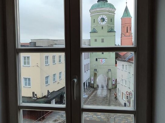 Stadtwohnung mit Blick auf das Stadttor