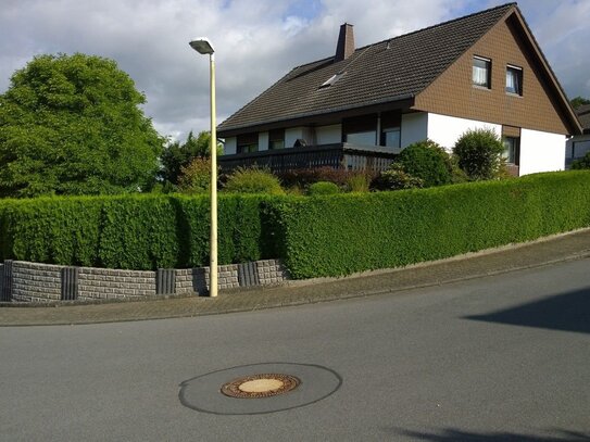 Schöne helle Wohnung in bevorzugter Wohngegend direkt am Waldrand