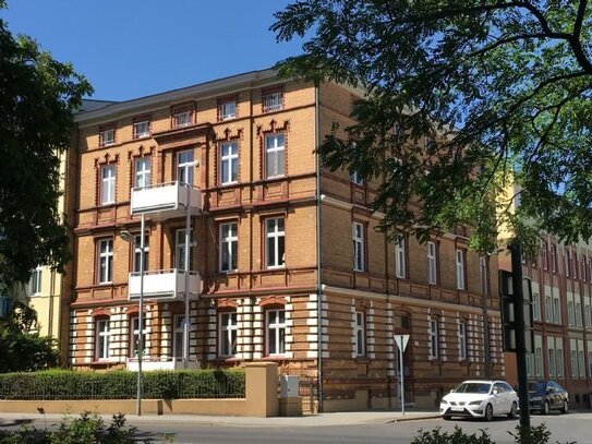 neue helle 2-Raum Whg. mit Balkon im sanierten Altbau