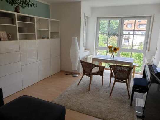 Schöne zwei Zimmer Wohnung in Würzburg (Kreis), Zell am Main