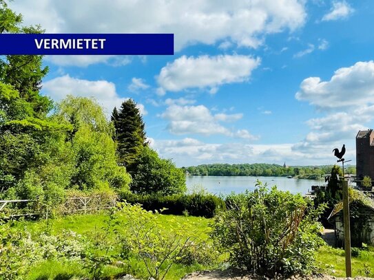 Provisionsfrei: Einzigartiges Wohnen am Ziegelsee mit großem Garten