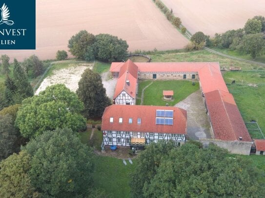 Traumhaft schöner Landsitz mit eigenem Wald, Reiterhof u.v.m. in ruhiger Lage mit guter Anbindung