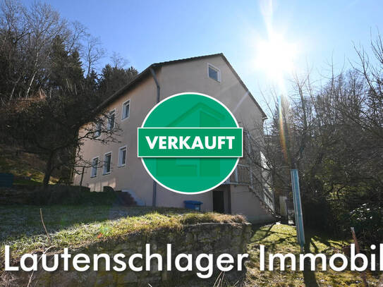 Hier überzeugt die Lage: Renovierungsbedürftiges Ein-/Zweifamilienhaus in Neumarkt-Höhenberg im Tal