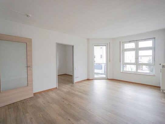 Helle, moderne 2-Zi.-Wohnung mit Südbalkon in Seniorenwohnanlage