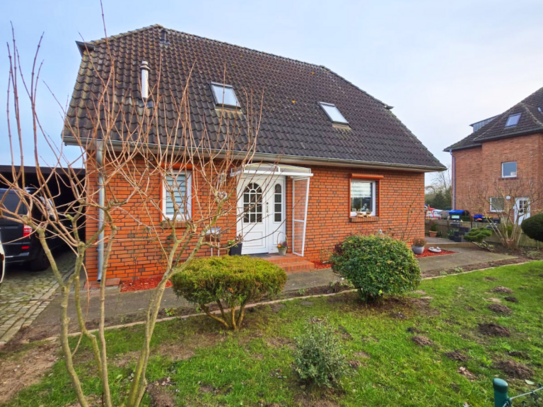 Gepflegtes Einfamilienhaus in Ortsrandlage, 17098 Frieland