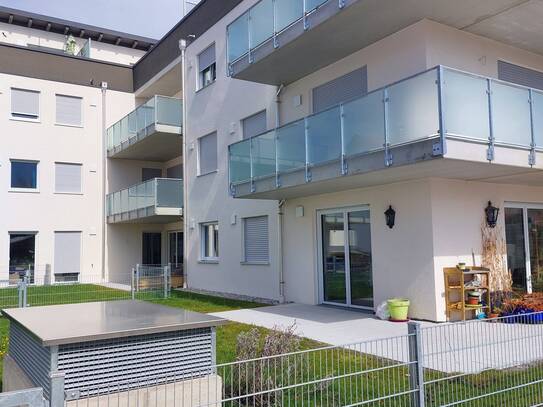 Preiswerte Neubau 3 Zi.OG Whg., ca. 95 m², Bj. 2024, 1.OG, Balkon, Lift, TG Stellpll., Neubau Wohngebiet.Ellmosner Wies…
