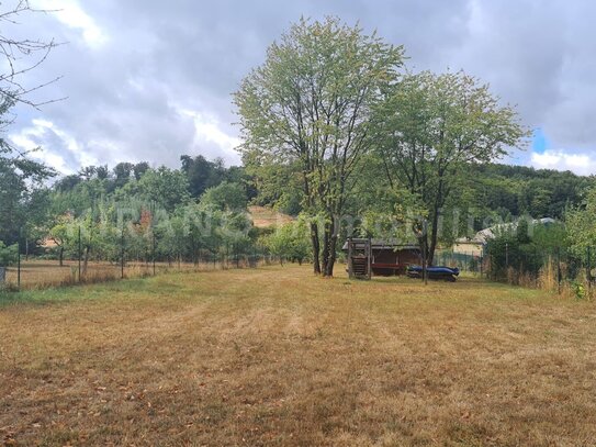 Traumhaftes Grundstück in ländlicher Idylle - Ihr Rückzugsort in der Natur