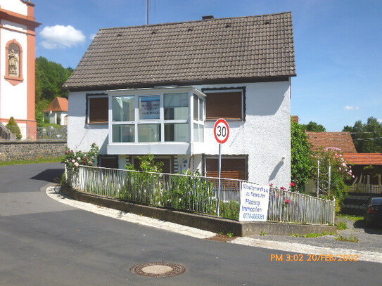 Haus in Ortsrandlage mit Garage , sonniger Terrasse, und Sauna - Gut als Ferienhaus geeignet